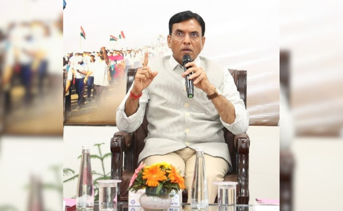 24 नवंबर से 5 दिसंबर के बीच खेला जाएगा खेलो इंडिया यूनिवर्सिटी गेम्स, खेल मंत्री मनसुख मंडाविया ने दी जानकारी 24 नवंबर से 5 दिसंबर के बीच खेला जाएगा खेलो इंडिया यूनिवर्सिटी गेम्स, खेल मंत्री मनसुख मंडाविया ने दी जानकारी