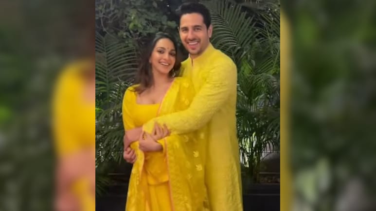 Diwali 2025: New Parents Sidharth Malhotra And Kiara Advani Twin In Sunshine Vibes Diwali 2025: New Parents Sidharth Malhotra And Kiara Advani Twin In Sunshine Vibes