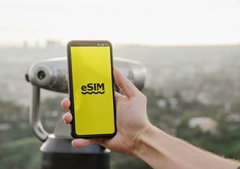 Mobile पर चलाएं eSIM, मिनटों में मिलेगी यहां से