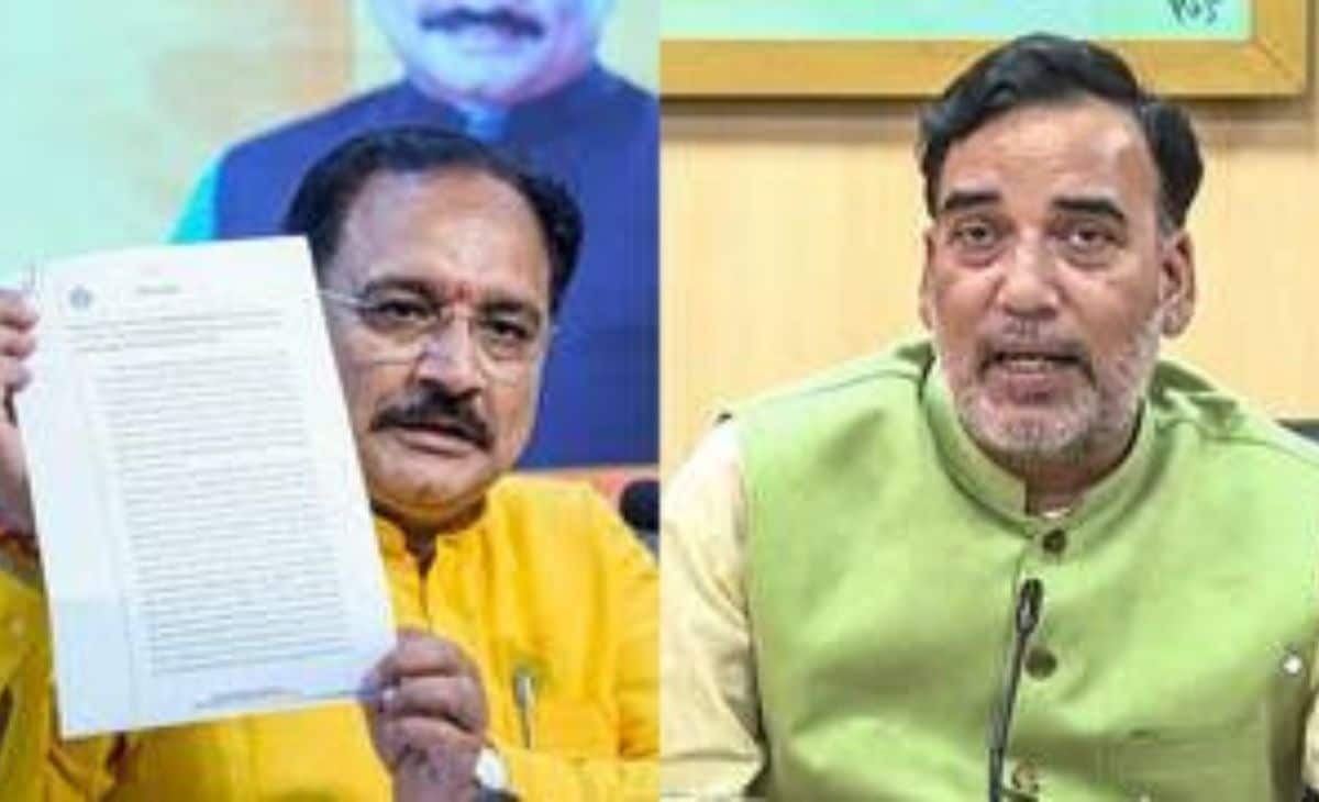 Political Clash Over Delhi