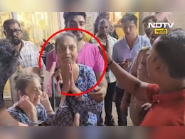 Kalyan News: 'मराठी बोलणार नाही',परप्रांतीय महिलेची मुजोरी, डी मार्टमध्ये जोरदार राडा Video viral Kalyan News: 'मराठी बोलणार नाही',परप्रांतीय महिलेची मुजोरी, डी मार्टमध्ये जोरदार राडा Video viral
