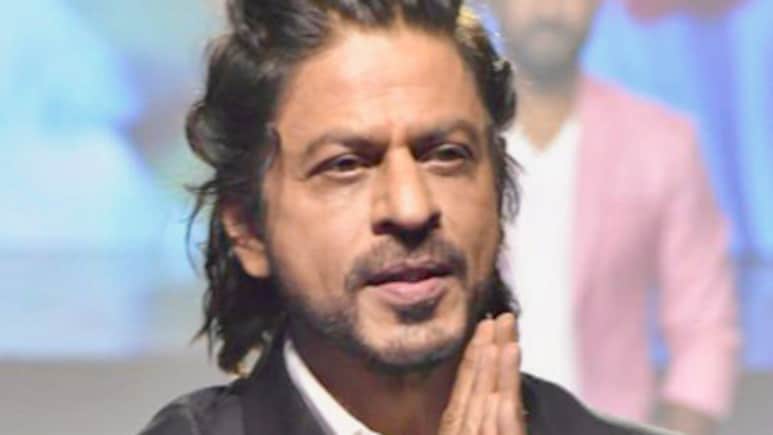एक भी फिल्म में नहीं की एक्टिंग, ना है नामी डायरेक्टर फिर भी कमाई में शाहरुख खान से आगे हैं ये स्टार एक भी फिल्म में नहीं की एक्टिंग, ना है नामी डायरेक्टर फिर भी कमाई में शाहरुख खान से आगे हैं ये स्टार