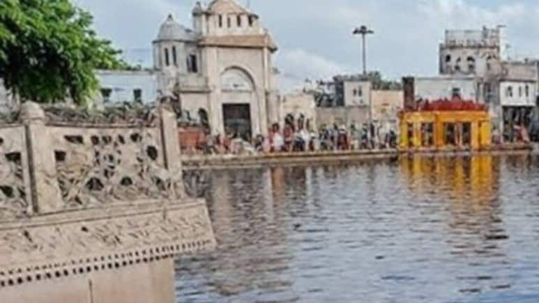 Ahoi ashtami 2025: कल 13 अक्टूबर को रखा जाएगा अहोई अष्टमी का व्रत, जानें क्या है इसका महत्व? Ahoi ashtami 2025: कल 13 अक्टूबर को रखा जाएगा अहोई अष्टमी का व्रत, जानें क्या है इसका महत्व?