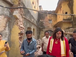100 साल पुराने शीतला माता मंदिर तोड़े जाने पर हंगामा, विधायक बालमुकुन्दाचार्य ने लिया सख्त एक्शन 100 साल पुराने शीतला माता मंदिर तोड़े जाने पर हंगामा, विधायक बालमुकुन्दाचार्य ने लिया सख्त एक्शन