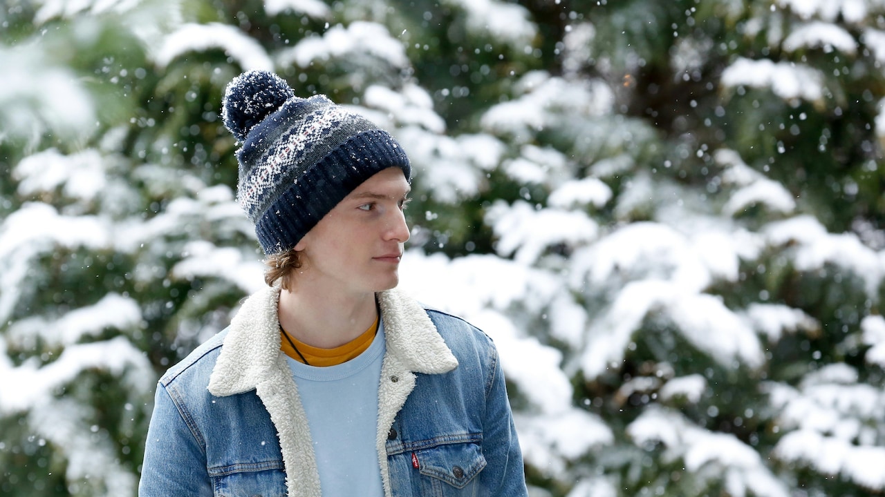 How To Wear Denim Jackets Comfortably In Humid Weather