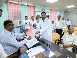 राघोपुर सीट से अब लालू राबड़ी के परिवार की दूसरी पीढ़ी की हैट्रिक की तैयारी... राघोपुर सीट से अब लालू राबड़ी के परिवार की दूसरी पीढ़ी की हैट्रिक की तैयारी...