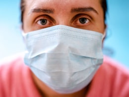 City Doctors Report 50% Rise In Eye Problems As Smog Continues To Engulf Delhi