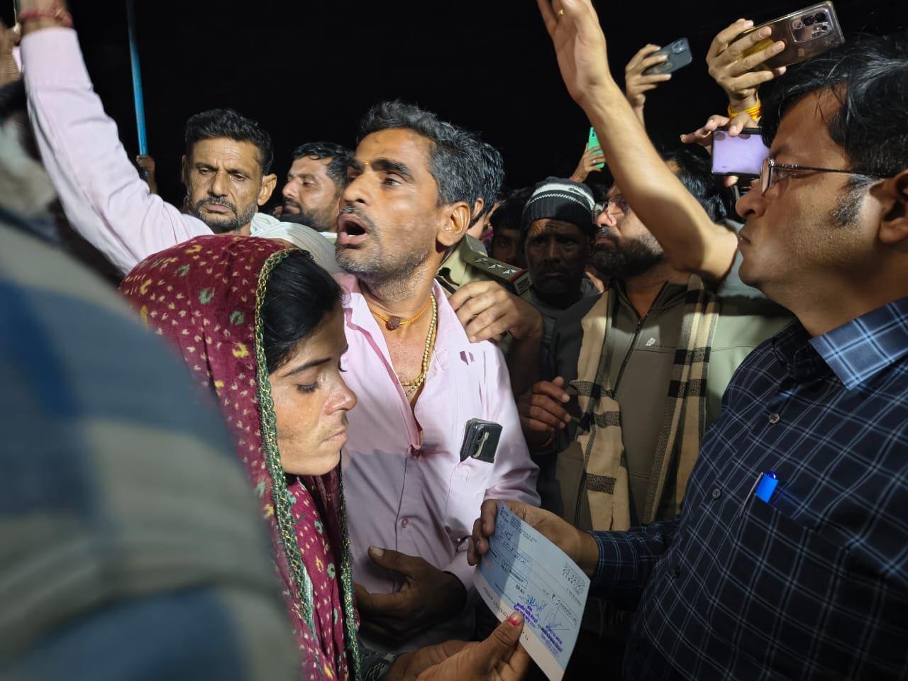 Madhya Pradesh Farmer Dies By Suicide After Crops Destroyed By Unseasonal Rain Madhya Pradesh Farmer Dies By Suicide After Crops Destroyed By Unseasonal Rain