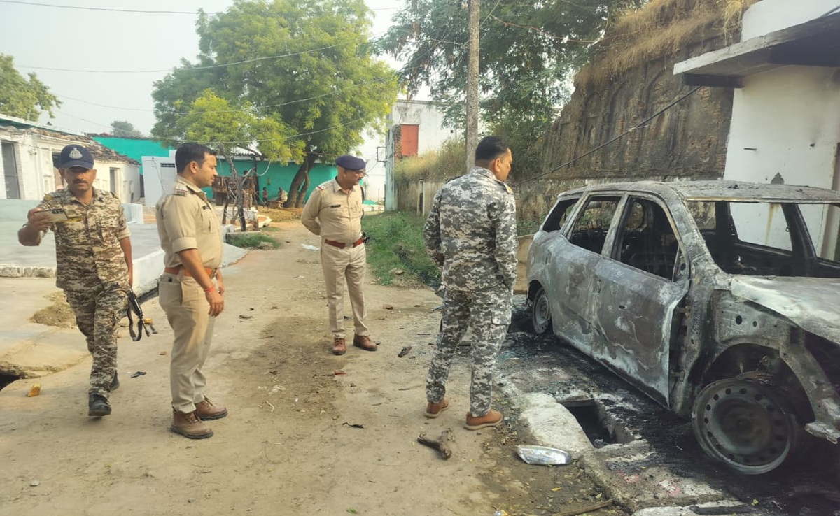 Dalit Murder Case: पुलिस ने आगजनी-फायरिंग करने वाले दलितों को बनाया आरोपी, 9 लोगों पर FIR दर्ज