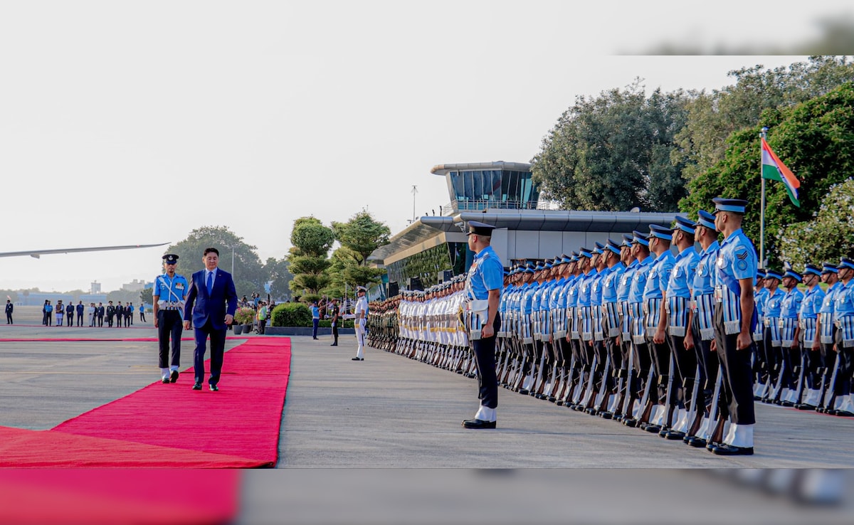 He was accorded a Guard of Honour and a ceremonial welcome at the airport. He was accorded a Guard of Honour and a ceremonial welcome at the airport.
