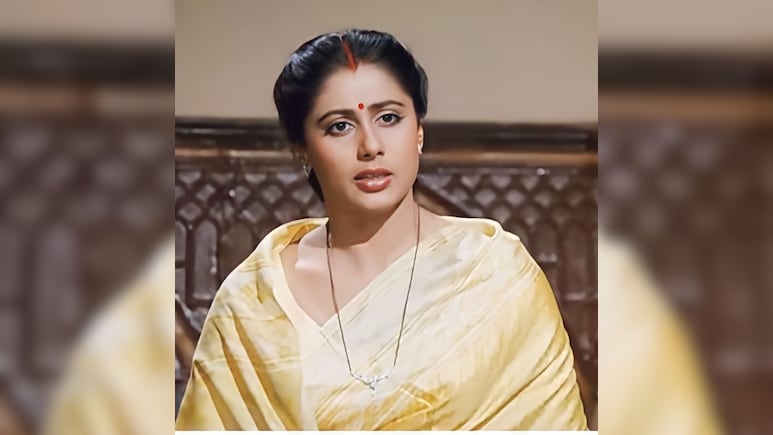स्मिता पाटिल की वो 4 फिल्में, जिसने समाज को झकझोर दिया और लिखी महिला सशक्तिकरण की नई परिभाषा स्मिता पाटिल की वो 4 फिल्में, जिसने समाज को झकझोर दिया और लिखी महिला सशक्तिकरण की नई परिभाषा
