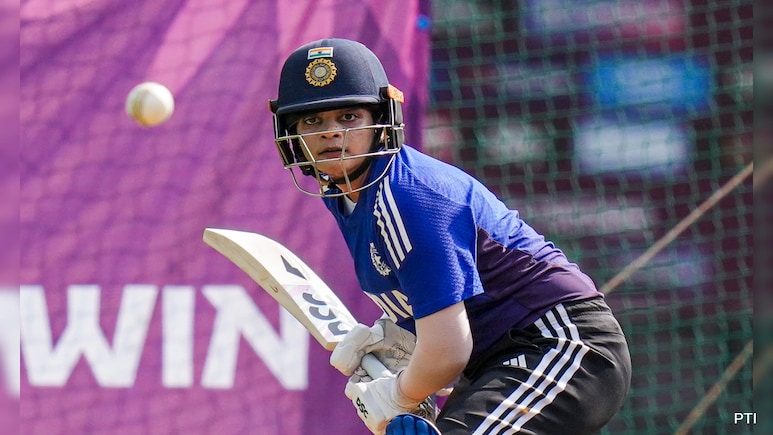 Shafali Verma: 'भगवान ने अच्छा करने के लिए भेजा है...' सेमीफाइनल से पहले प्रतिका को लेकर शेफाली ने दिया बड़ा बयान Shafali Verma: 'भगवान ने अच्छा करने के लिए भेजा है...' सेमीफाइनल से पहले प्रतिका को लेकर शेफाली ने दिया बड़ा बयान