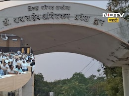 Akola News: अकोल्यात सत्ता कायम ठेवण्यासाठी वंचितला 'प्लॅन बी' ची गरज! दिग्गज नेत्यांना शोधावा लागेल नवीन गट Akola News: अकोल्यात सत्ता कायम ठेवण्यासाठी वंचितला 'प्लॅन बी' ची गरज! दिग्गज नेत्यांना शोधावा लागेल नवीन गट