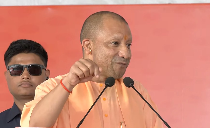 बिहार में एंट्री के साथ ही फुल फॉर्म में योगी बोले- RJD और कांग्रेस कर रहे बुर्के की शरारत