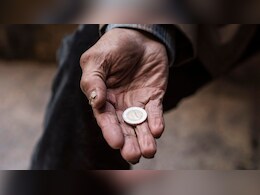 भारत के पांच सबसे अमीर भिखारी, कुछ करोड़पति तो कुछ लाखों में कर रहे कमाई भारत के पांच सबसे अमीर भिखारी, कुछ करोड़पति तो कुछ लाखों में कर रहे कमाई