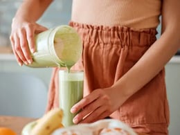 Say Goodbye To Hair Fall With This Nutritionist-Recommended Smoothie