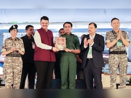 Who is Tarakka: कोण आहे तारक्का? जिच्या प्रेमाखातर भुपतीने केले आत्मसमर्पण Who is Tarakka: कोण आहे तारक्का? जिच्या प्रेमाखातर भुपतीने केले आत्मसमर्पण