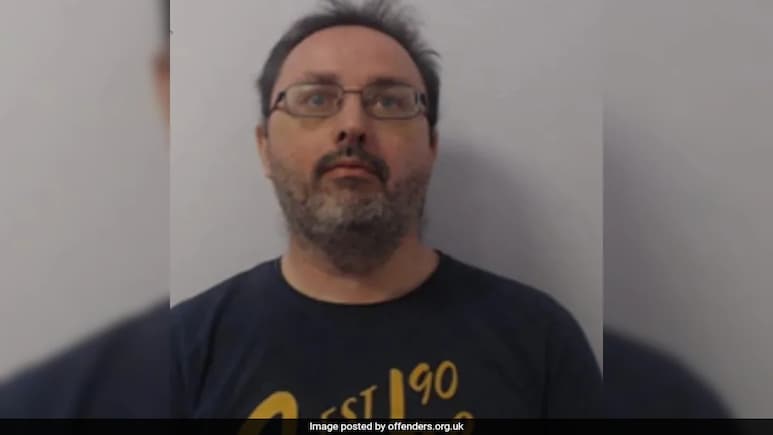 Chess Champion In UK Stalks, Blackmails Woman After She Turns Him Down: "I'm Scared" Chess Champion In UK Stalks, Blackmails Woman After She Turns Him Down: "I'm Scared"