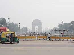 दिल्ली में जमकर हुई आतिशबाजी, हवा हुई 'जहरीली' ; जानिए कितना खतरनाक पहुंचा AQI का स्तर? दिल्ली में जमकर हुई आतिशबाजी, हवा हुई 'जहरीली' ; जानिए कितना खतरनाक पहुंचा AQI का स्तर?