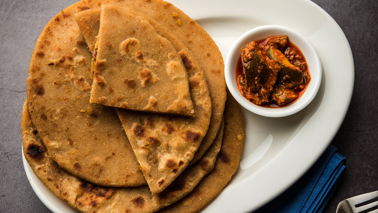 Why Does Your Gobhi Paratha Break? Avoid These 5 Common Mistakes