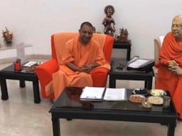 PMO के कार्ड से नेताओं संग फर्जी तस्वीरों तक, माहौल बनाए रखने के लिए ऐसे 'तिलिस्म' रचता था चैतन्यानंद PMO के कार्ड से नेताओं संग फर्जी तस्वीरों तक, माहौल बनाए रखने के लिए ऐसे 'तिलिस्म' रचता था चैतन्यानंद