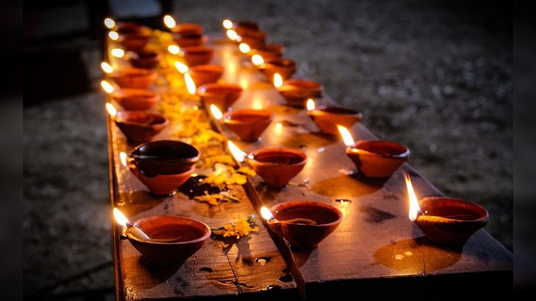 Diwali Kab Hai: दीपावली कब मनाएं-20 या 21 अक्टूबर? काशी के पंडितों ने दूर किया कन्‍फ्यूजन