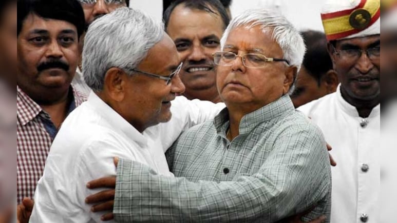 35 साल में कोई अगड़ा सीएम नहीं.. बिहार में तो 'भूरा बाल साफ है' 35 साल में कोई अगड़ा सीएम नहीं.. बिहार में तो 'भूरा बाल साफ है'