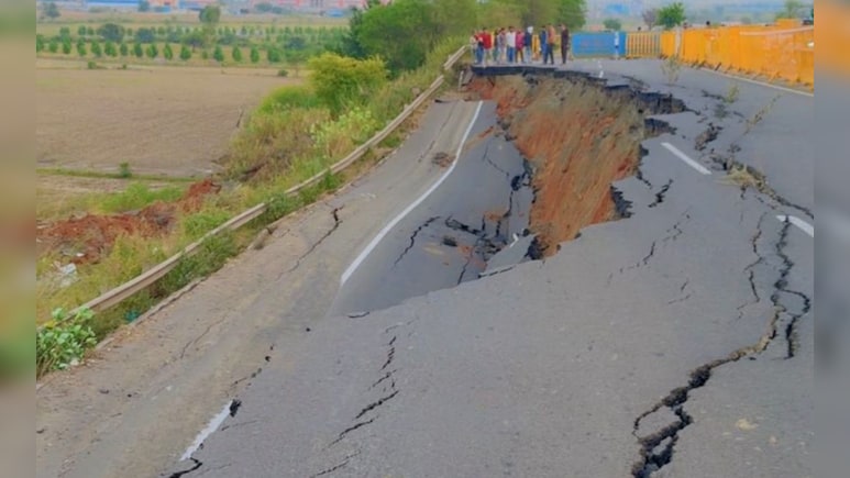 Bhopal Bypass Stretch Collapses, Government Report Blames Farmers Bhopal Bypass Stretch Collapses, Government Report Blames Farmers