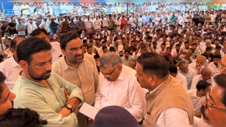 हनुमान बेनीवाल को पंसद आया योगी का 'स्टाइल', बोले- यूपी की तरह राजस्थान में भी होना चाहिए एनकाउंटर हनुमान बेनीवाल को पंसद आया योगी का 'स्टाइल', बोले- यूपी की तरह राजस्थान में भी होना चाहिए एनकाउंटर