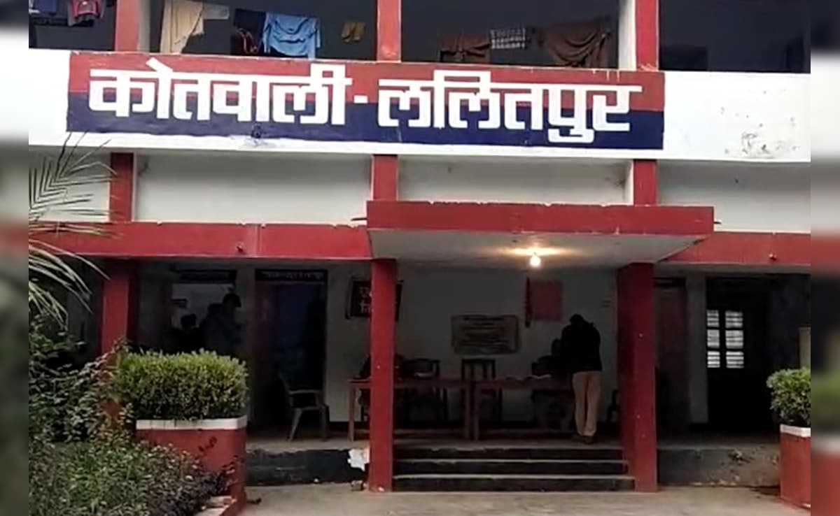 ख़ज़ाने के लालच में सवा सौ साल पुरानी इमारत की रातों-रात किसने गिराया? पढ़ें क्या है पूरी कहानी