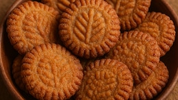 How To Make Perfect Thekua At Home For Chhath Puja