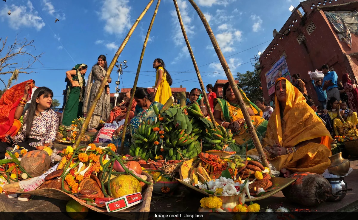 Chhath Puja: Honoring the Sun God with Sacred Rituals and Community Wishes article image