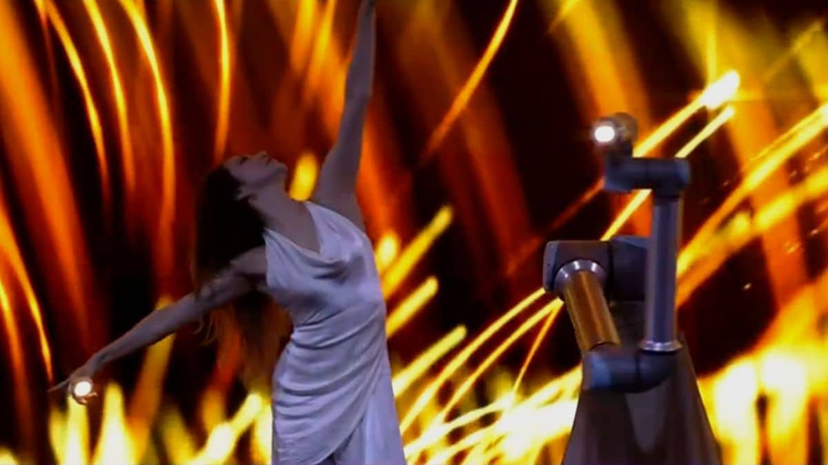 Video: Merritt Moore Brings Together Art And Algorithm At NDTV World Summit