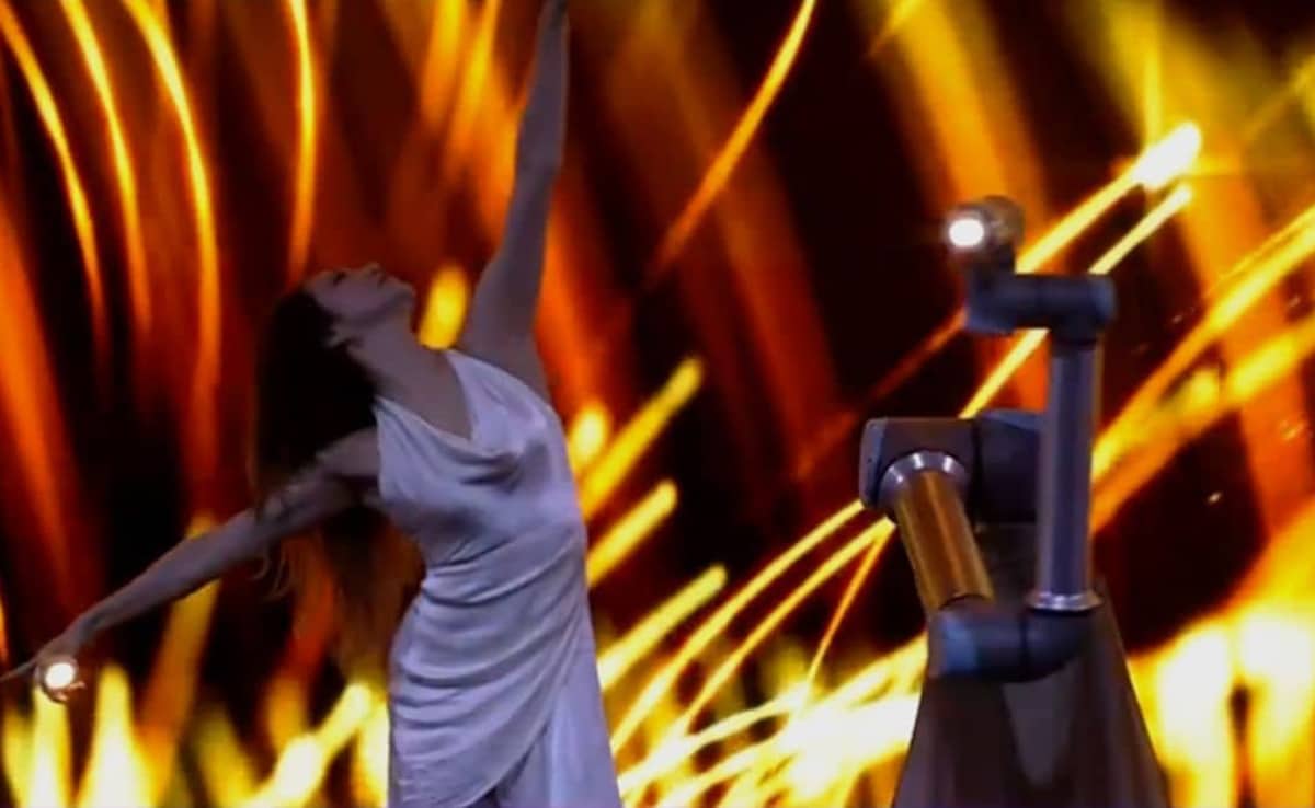 Video: Merritt Moore Brings Together Art And Algorithm At NDTV World Summit