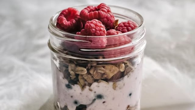Overnight oats are a highly nutritious,