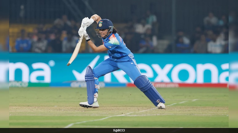 Smriti Mandhana: स्मृति मंधाना ने जड़ा एक और अर्द्धशतक, खतरे में आया मिताली राज का वर्ल्ड रिकॉर्ड Smriti Mandhana: स्मृति मंधाना ने जड़ा एक और अर्द्धशतक, खतरे में आया मिताली राज का वर्ल्ड रिकॉर्ड