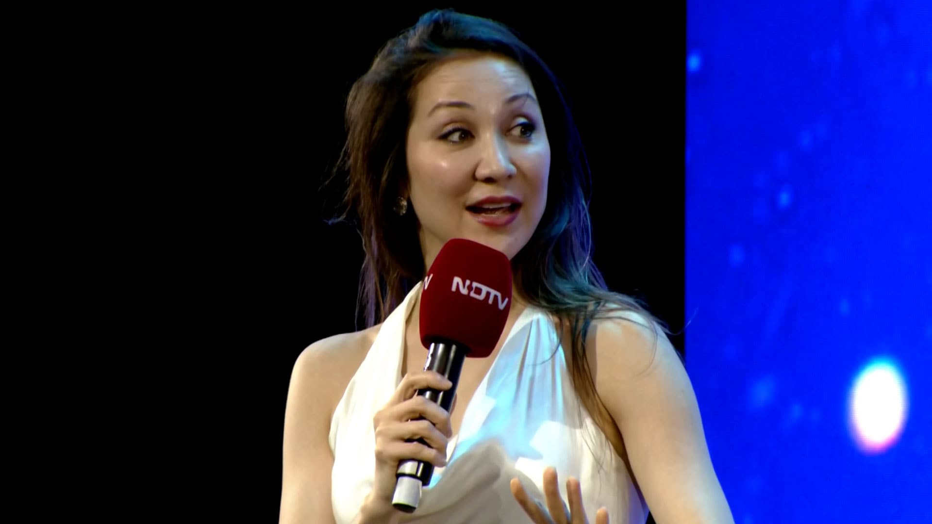 Video: Dr Merritt Moore Takes A Fun Rapid Fire, Opts For Emotions Over Logic