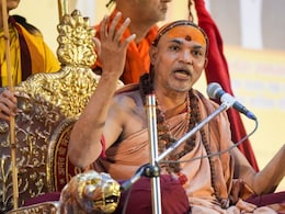 बिना स्नान किए भारी मन से विदा... प्रयाग से लौटते हुए छलका शंकराचार्य का दर्द, प्रशासन का प्रस्ताव ठुकराया