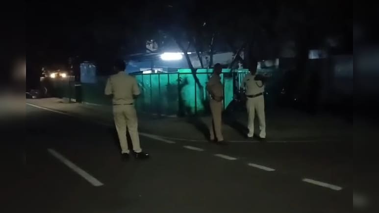 भोपाल में 200 पुलिस कर्मियों की मुस्तैदी, 9 घंटे में मिली किडनैपी हुई बच्ची; चेहरे पर मिले चोट के निशान भोपाल में 200 पुलिस कर्मियों की मुस्तैदी, 9 घंटे में मिली किडनैपी हुई बच्ची; चेहरे पर मिले चोट के निशान