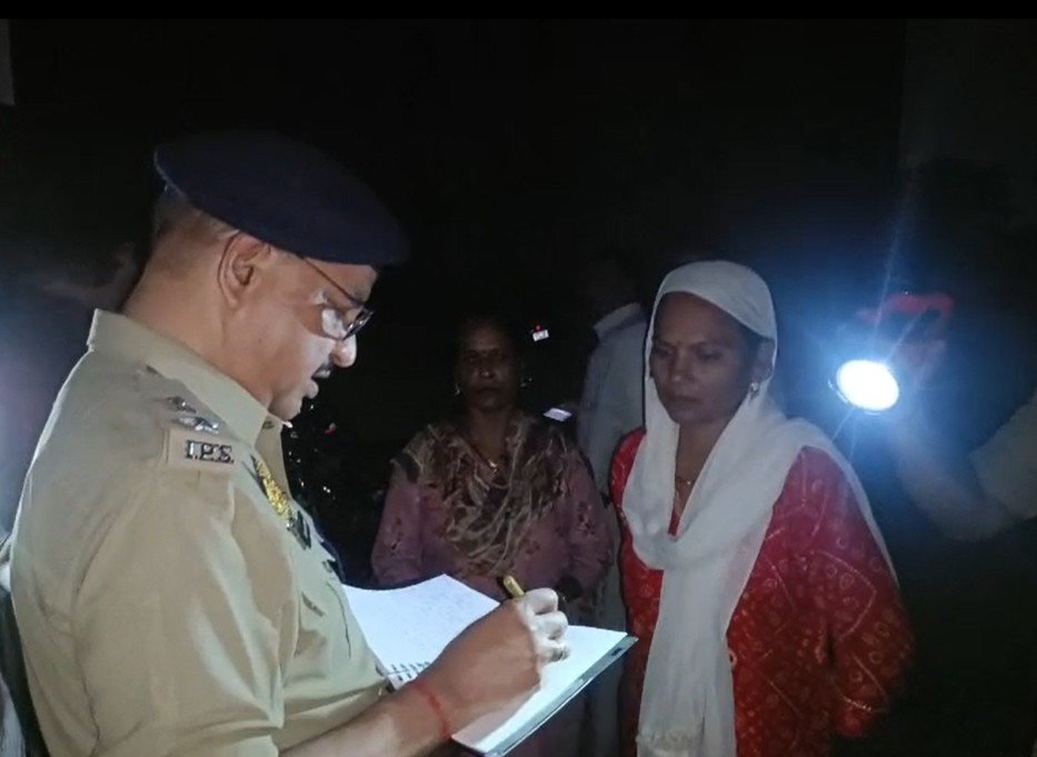 यूपी: महिला पर बुरी नज़र रखने वाले पड़ोसी ने 6 साल के बच्चे का अपहरण कर की हत्या 