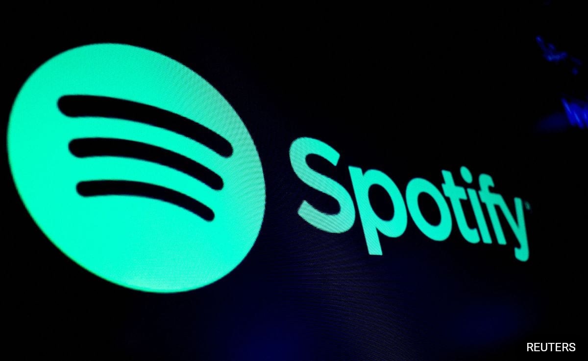 Spotify Lowers Video Podcast Monetization Requirements to Boost Creator Participation