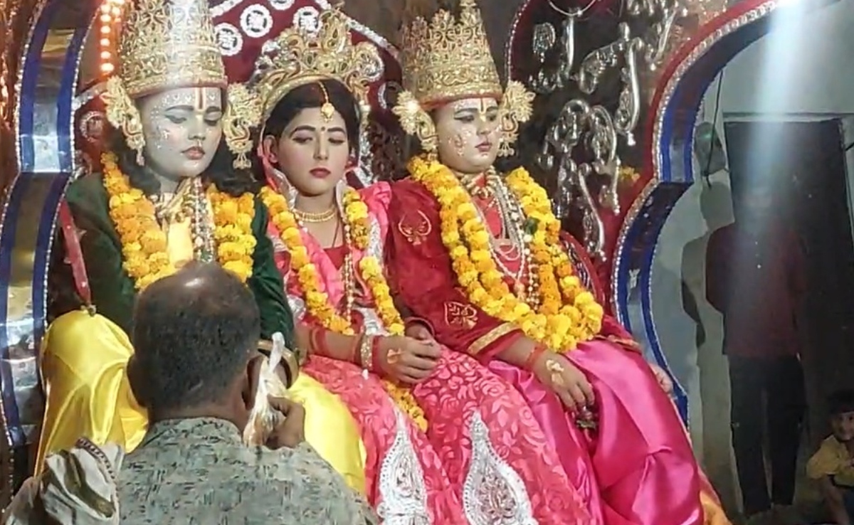 कौशांबी की इस राम लीला में 250 साल से कायम है हिंदू-मुस्लिम भाईचारा, मुसलमान ऐसे करते हैं भगवान राम का स्वागत
