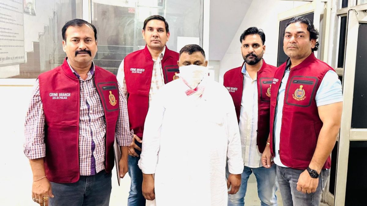 Delhi Police Bust Major Drug Racket: 54,000 Tramadol Tablets Worth Rs 32 Lakh Seized