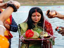 Chhath Puja 2025 LIVE: हो गई आस्था के महापर्व छठपूजा की शुरुआत, संध्या अर्घ्य की सही डेट और समय जानें Chhath Puja 2025 LIVE: हो गई आस्था के महापर्व छठपूजा की शुरुआत, संध्या अर्घ्य की सही डेट और समय जानें