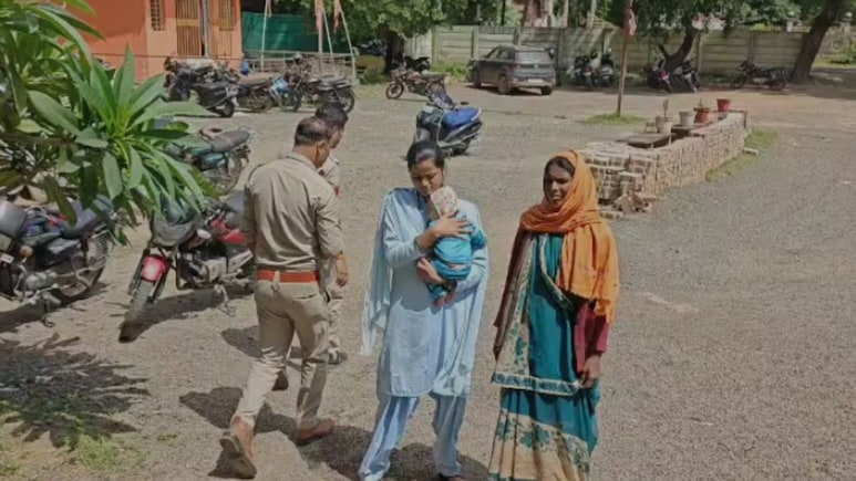करवा चौथ पर इस महिला ने अपने ही हाथों उजाड़ा सुहाग, लव मैरिज के बाद पति का मर्डर क्यों? करवा चौथ पर इस महिला ने अपने ही हाथों उजाड़ा सुहाग, लव मैरिज के बाद पति का मर्डर क्यों?