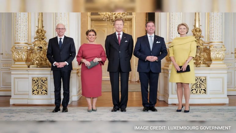 Grand Duke Henri Of Luxembourg Abdicates, Passes Throne To Son After 25 Years Grand Duke Henri Of Luxembourg Abdicates, Passes Throne To Son After 25 Years