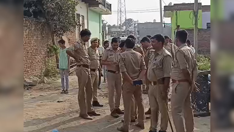 उसने अपनी 2 बहनों की इज्जत के लिए पिता को तलवार से काट डाला, मथुरा की हिला देने वाली कहानी उसने अपनी 2 बहनों की इज्जत के लिए पिता को तलवार से काट डाला, मथुरा की हिला देने वाली कहानी