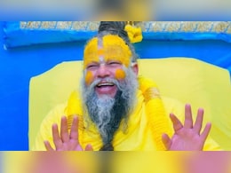 वृंदावन में बैठकर जब घंटों रोए थे प्रेमानंद महाराज, फिर हुआ ये बड़ा चमत्कार वृंदावन में बैठकर जब घंटों रोए थे प्रेमानंद महाराज, फिर हुआ ये बड़ा चमत्कार