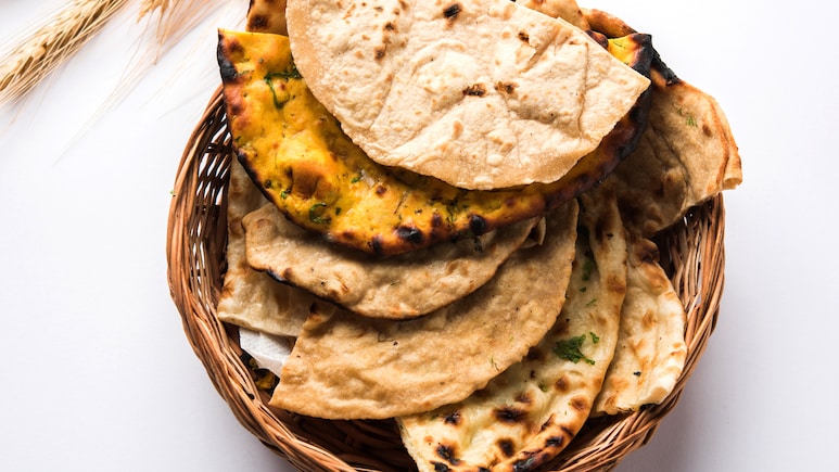 These Iconic Indian Breads Are Ranked Among The Top 10 In The World These Iconic Indian Breads Are Ranked Among The Top 10 In The World