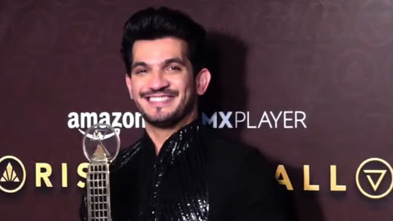 <i>Rise & Fall</i> Winner Arjun Bijlani Takes Home Cash Prize Of Rs 28 Lakh, Aarush Bhola Runner-Up <i>Rise & Fall</i> Winner Arjun Bijlani Takes Home Cash Prize Of Rs 28 Lakh, Aarush Bhola Runner-Up